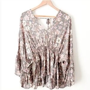 Arula V Neck Bell Sleeves Muck Waist Top Floral Pink and Grey